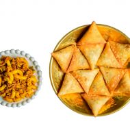 SAMOSA MACRONI CHCIKEN